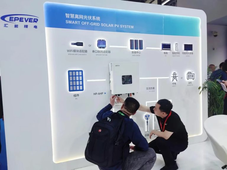 EPEVER sales representative introducing new solar product HP-AH65 to visitors